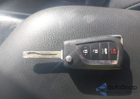 2018 Toyota Camry Le from USA, damaged, VIN 4T1B11HK8JU086875